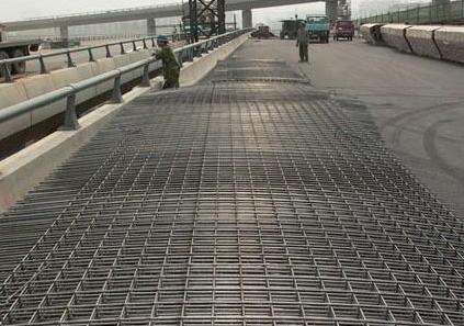 鋼筋網(wǎng)片排焊機(jī) 提升建筑網(wǎng)片生產(chǎn)效率的關(guān)鍵設(shè)備