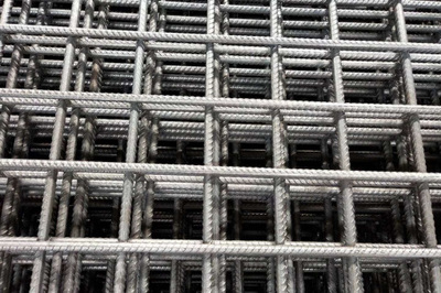 6mm鋼筋網(wǎng)片價(jià)格與鋼筋網(wǎng)片排焊機(jī)選購全解析